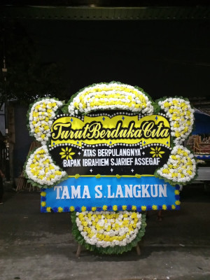 Papan Bunga Duka di Cimara