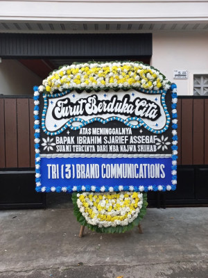Papan Bunga Duka di Cimara